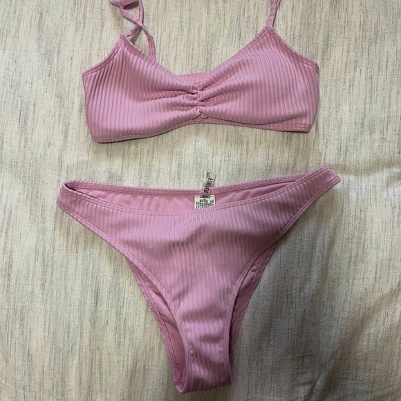 Pink Ribbed Bikini - Picture 1 of 2